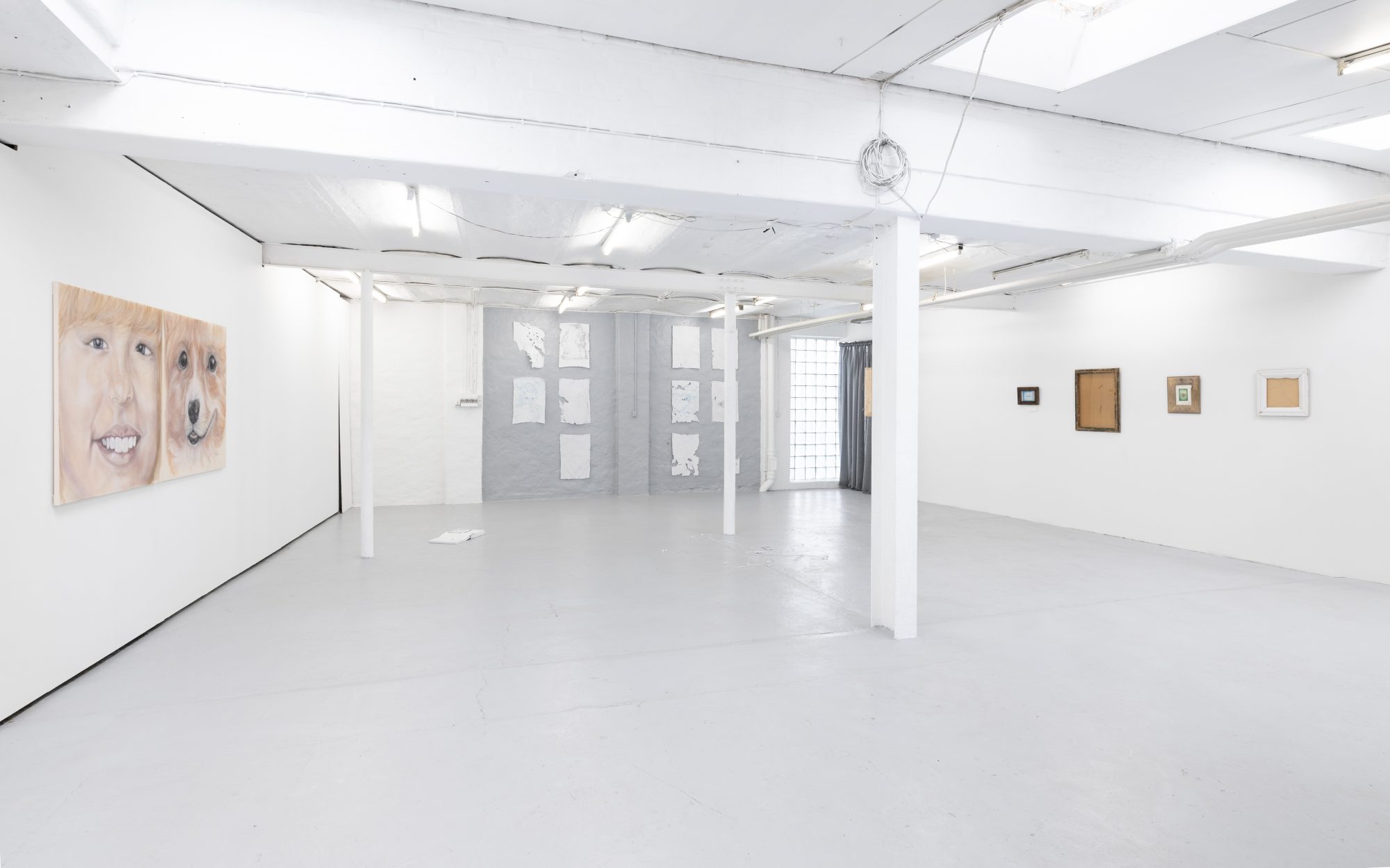 Udstillingsrummet Splab med værker fra Tredjeårsudstillingen